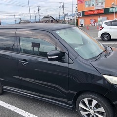 ワゴンR スティングレー 4WD 年式：2009年 走行距離：94,410km 車検：新車2年 価格：220,000円（長野県白馬エリアへの配送無料） 内装：清潔、禁煙 状態：非常に良好、メンテナンス済み、無事故 ご見学・ご試乗はいつでもお気軽にお問い合わせくださいの画像