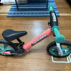 ストライダー　XLARGE×STRIDER®ムラサキスポーツ限定モデル　の画像