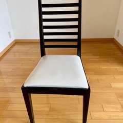 ダイニングテーブル&チェア４脚セットの画像
