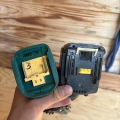 マキタ　充電式生垣バリカン　14.4v
の画像
