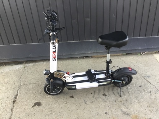 岐阜発/SEALUK/電動スクーター/原付一種免許必要/実動/充電コード付き/走行確認/鍵2枚/現状品