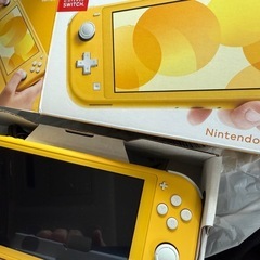 値下げ★スイッチライト　イエローの画像