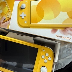 値下げ★スイッチライト　イエローの画像