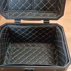 バイク用リアボックス ABS樹脂製の画像