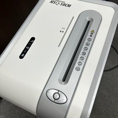 業務用シュレッダーの画像