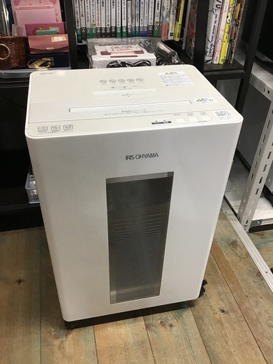 ●販売終了●※値下げしました※  IRISOHYAMA      オフィスシュレッダー　2021年製　NPJ-18    クロスカット　ダスト容量30L    アイリスオーヤマ   中古品