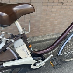 東京23区配達無料🌈新基準　ブリヂストン アシスタ　6Ah リチウム 電動自転車 中古　BS 1370の画像