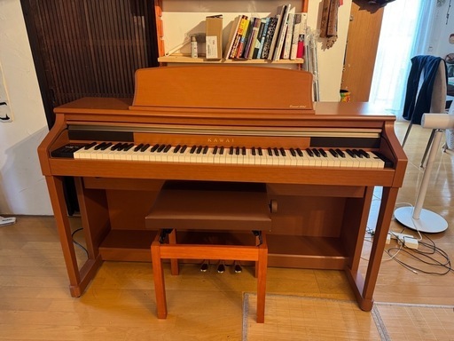 電車ピアノカワイCA65(鍵盤木製)