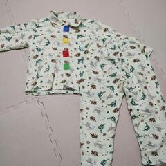 【パジャマ1枚追加しました。】男の子　服（110センチ、120センチ）　スニーカー20センチ　の画像