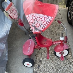 ラジオフライヤー　三輪車　手押し棒付き　RADIOFLYER 3-in-1 トライク小物入れ付き　の画像