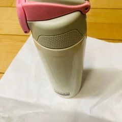 水筒の画像
