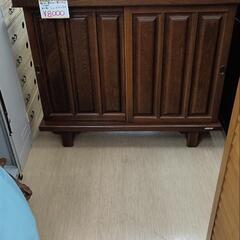 和風シューズボックス 十万石印 木製 大容量収納 下駄箱 【こちらは店舗です。浜村鹿野温泉ICから3分 買取本舗 宮本リサイクル 営業時間9～19時 定休日水曜のみ←連絡できませんm(_ _)m】の画像