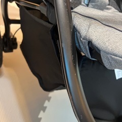 【お引渡し予定中】Joie　ベビーカー　三輪　美品の画像