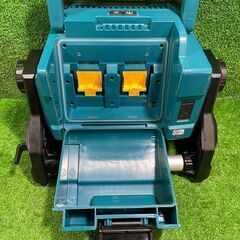 マキタ ML809 充電式スタンドライト 10,000lmモデル 14.4V 18V 100V対応【市川行徳店】【店頭取引限定】【中古】ITUW2VM99JCJの画像