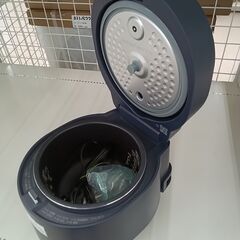 リユースのサカイ栃木店★ジモティ割あり★ IRISOHYAMA 炊飯器 KRC-MGA30  23年製 動作確認／クリーニング済み TC10406の画像