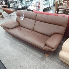 ジモティー見た！で5%OFF【3人掛けソファ】カリモク ZT83...