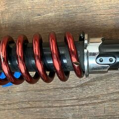ENDURANCE NMAX リアサスペンション 335mm シグナスX PCXの画像