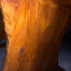 ②オススメ🉐お買得　天然銘木　無垢材の逸品物　テーブルの画像