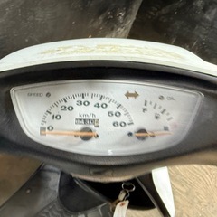 ★支払総額4.0万円★激安バイク続々入荷中！ なんでも買取ます！ ホンダ ライブディオ 白 AF34 人気のライブディオ！ 2ストのためオイル注ぎ足すだけ！ サイスタ付き！ バッテリー新品！ ローダウン！の画像