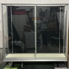 日本アルミ ガラスショーケース ライト付 大型 棚板無し 幅180cm×奥行45cm×高さ183cm の画像