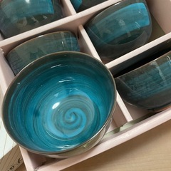 湯呑み コップ カップ 青 濃青 陶器の画像