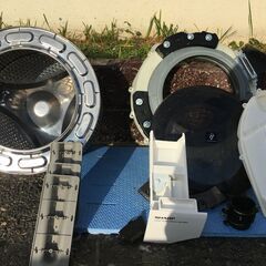 洗濯機の分解クリーニング行っています！配送設置込み　シャープ7.0K洗濯乾燥機　2022年製　分解クリーニング済み！！の画像