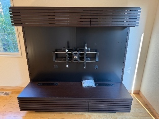 高級なテレビボード