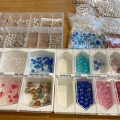 ビーズ大量⭐︎ブレスレット作りなどにの画像
