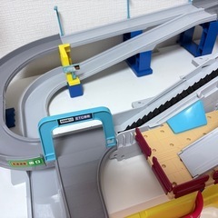 トミカ アクション高速どうろの画像