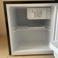 Abitelax コンパクト冷蔵庫 シルバーの画像