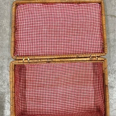 新品 保管品 レトロ 籠 籐 食器 アウトドア　ファミリーバスケット ピクニックセットの画像