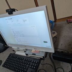 FUJITSU液晶一体型パソコン　中古の画像