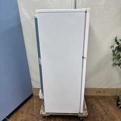 I471 🌈 お買い得品♪ ユーイング 冷蔵庫 (140L) ⭐ 動作確認済 ⭐ クリーニングの画像