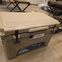 早い者勝ちHANT(ハント) クーラーボックス 45QT(42.6L)

の画像