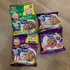 猫のご飯　及びおやつの画像