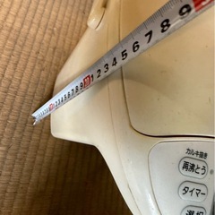 8月31日日曜日に取りに来てくれる方限定で格安です　電気ポットの画像