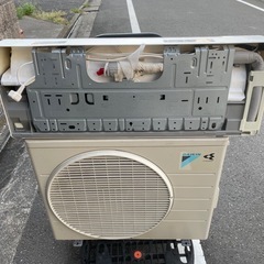 f●■ダイキン・ルームエアコン【AJT22WFS/AJR22WFS】リモコン有り/2020年製 約6畳用の画像