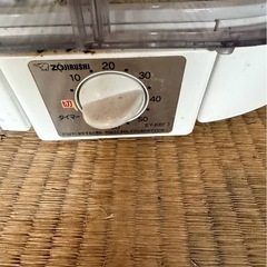 8月31日日曜日に取りに来てくれる方限定で格安です　食器乾燥機の画像