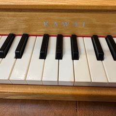 KAWAI子供用ピアノの画像