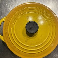 「早い者勝ち」　ル・クルーゼ（LE CREUSET）鋳物ホーロー鍋 イエロー 24cmの画像