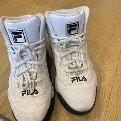 フィラスニーカー26センチの画像