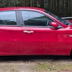 アルファロメオ147 1.6ツインスパークMTの画像