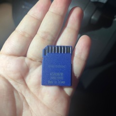 高性能sdカード未使用の自宅まで配達します！！の画像