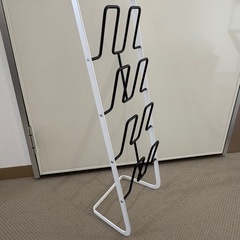 スリッパラック　4足タイプ　の画像