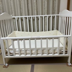 日本製ベビーベッド　ホワイト定価19900円の画像