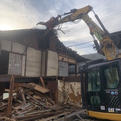 解体作業員、の画像