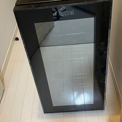 ワインセラー 保存庫　最高32本収納の画像