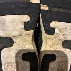 17.5スニーカーの画像