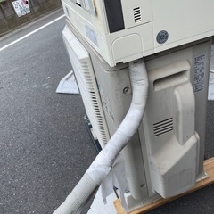 f●■ダイキン・ルームエアコン【F22PTAXS/R22PTAXS】リモコン有り/2013年製 約6畳用の画像