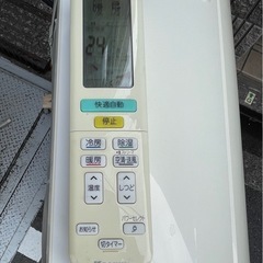 f●■ダイキン・ルームエアコン【F22PTAXS/R22PTAXS】リモコン有り/2013年製 約6畳用の画像
